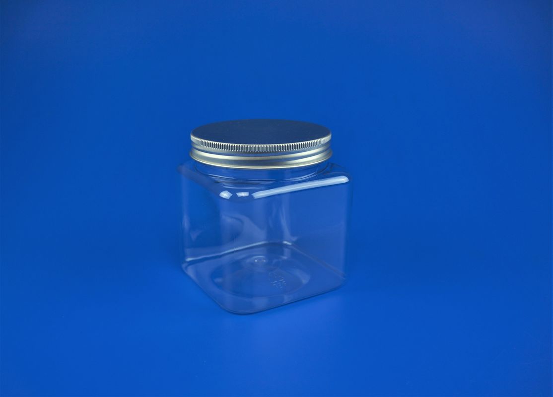 Food Grade Clear Plastic Boxes With Lids Square Shape EOE / POE Sealing 611Ml